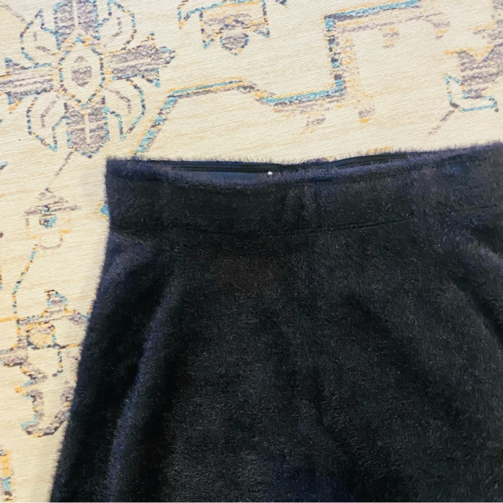 ⭐️ Whitney Simmons x Gymshark Black Knit Shorts | Size S - Picture 6 of 7